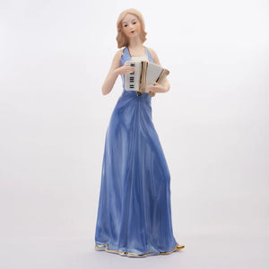 WOMAN PLAYING THE ACCORDION