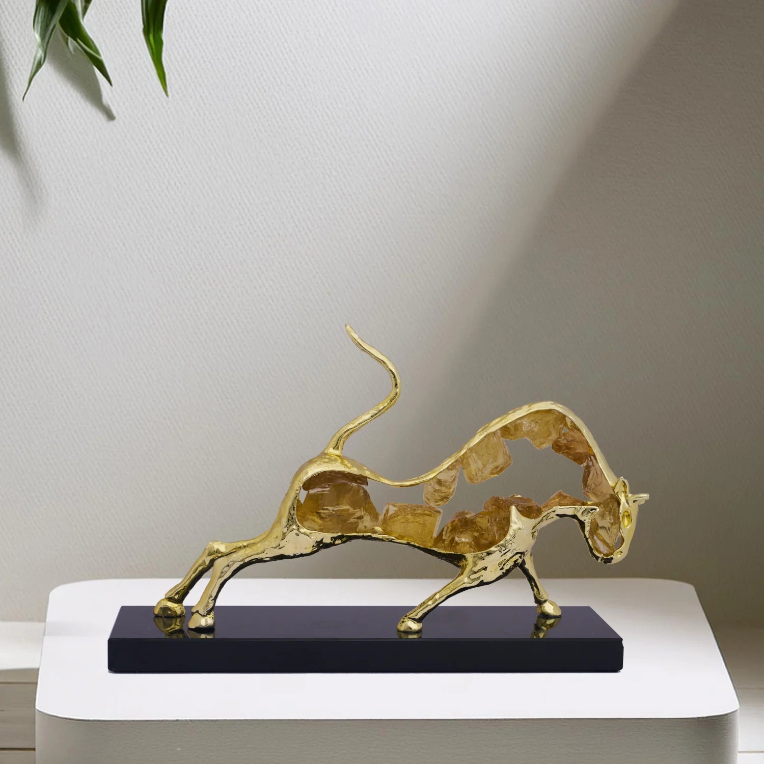 Charging Bull Décor Piece