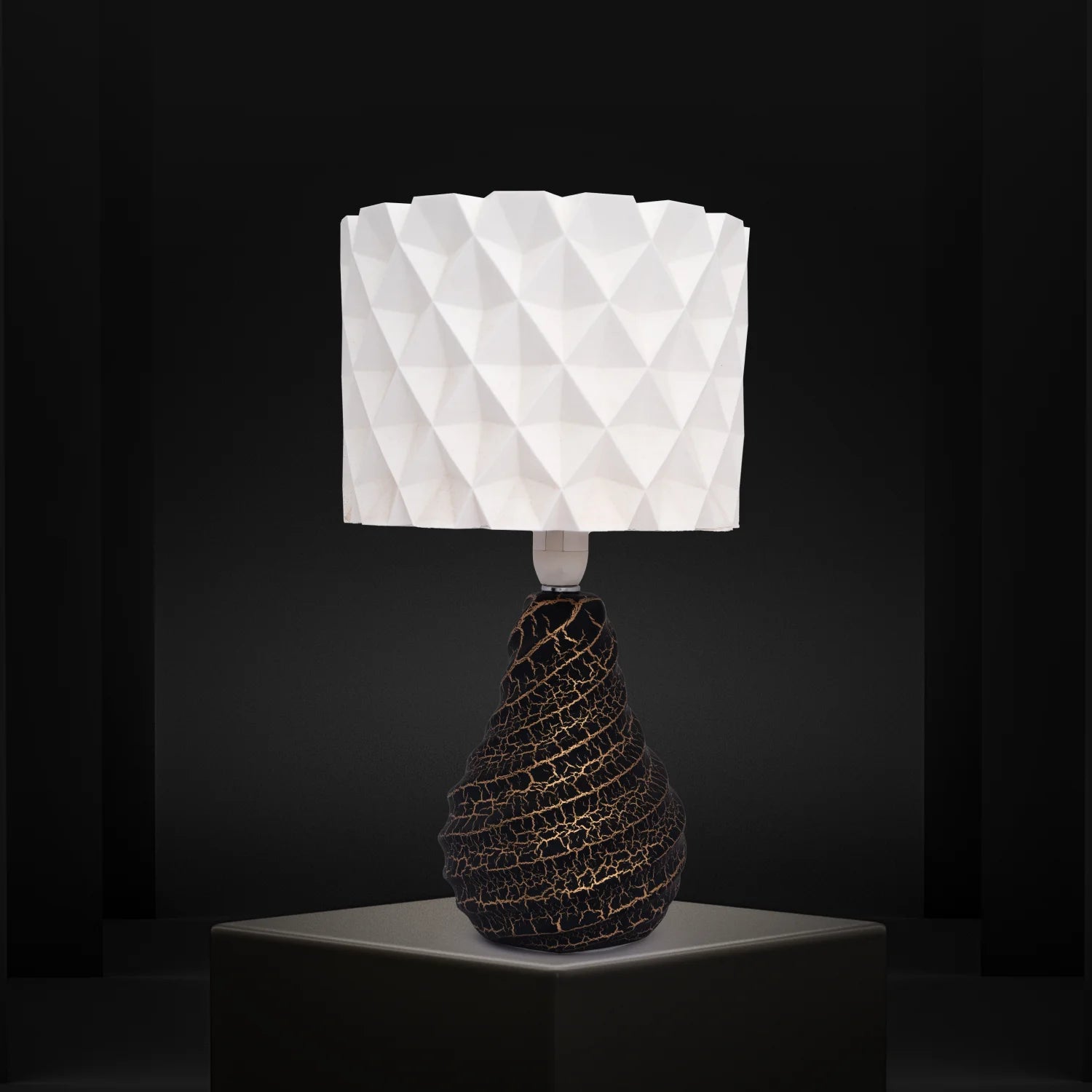 3D Printed Table Lamp, Shade Theme: Diamond, Ceramic Pear